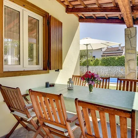 Σπίτι διακοπών House Helena *