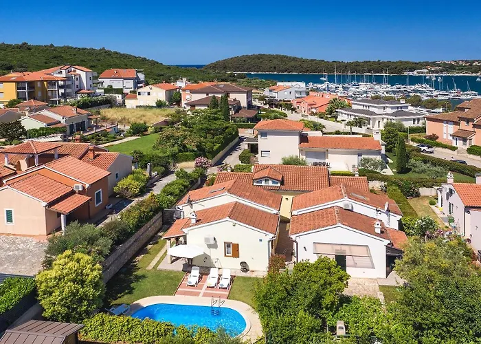 Feriehus House Helena Banjole